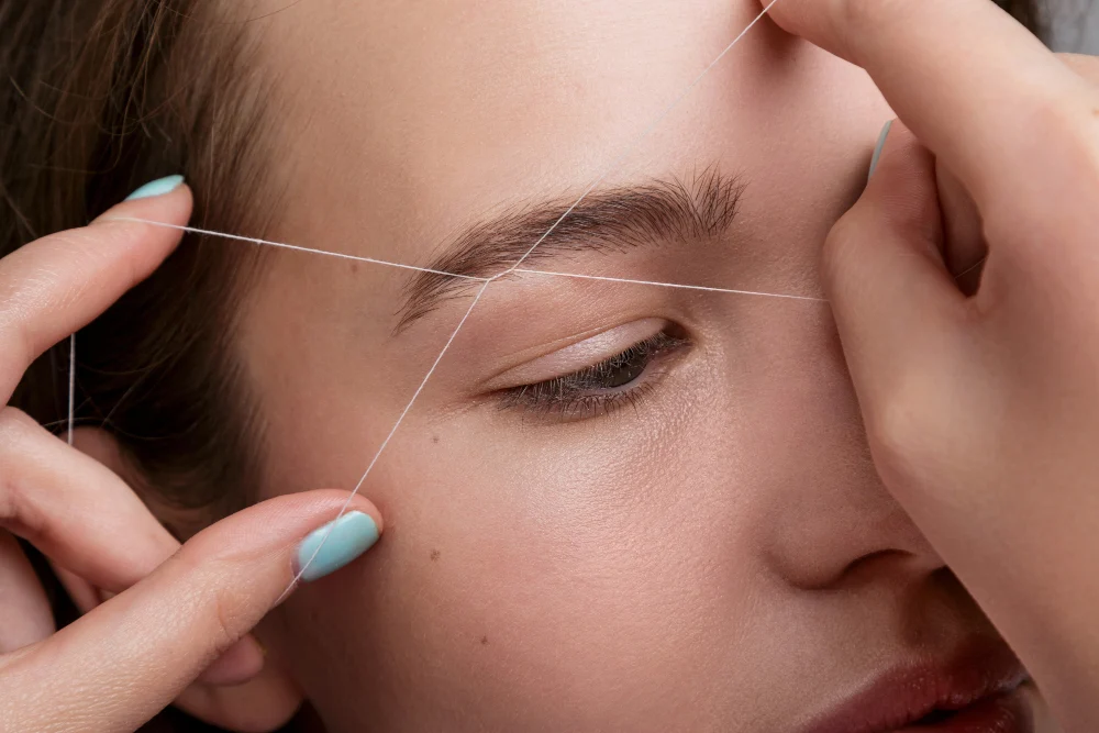 Eyebrows Threading