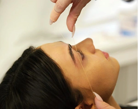 Eyebrow Threading for a Perfectly Shaped Look