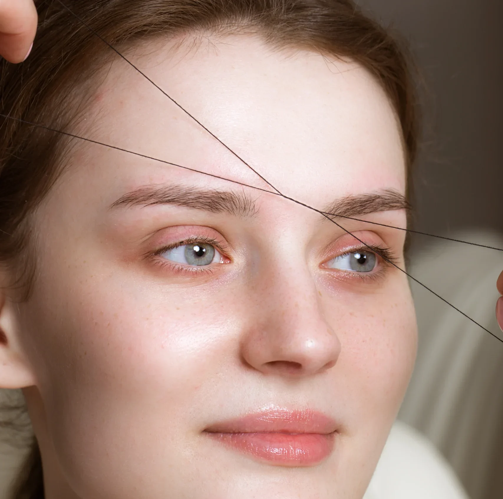 Middle Eyebrows Threading